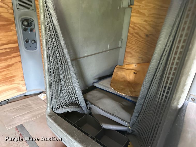 image for item DP8433 2003 Freightliner  Columbia  semi truck