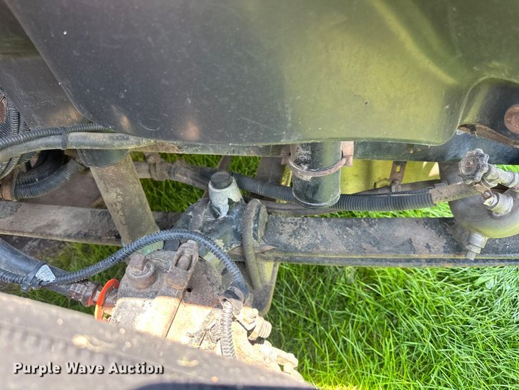 image for item DP8433 2003 Freightliner  Columbia  semi truck