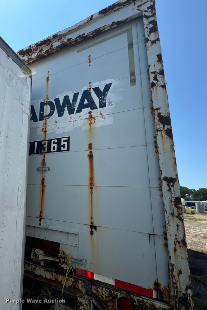 image for item DQ6866 1990 Wabash dry van trailer