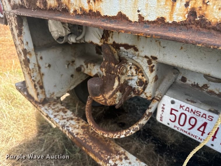 image for item DQ6866 1990 Wabash dry van trailer