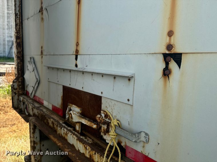 image for item DQ6866 1990 Wabash dry van trailer