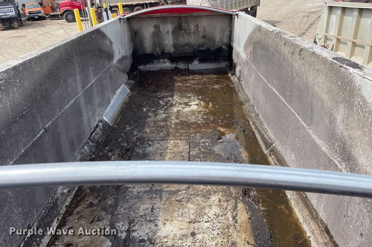 image for item DS5473 1987 Dorsey  end dump trailer