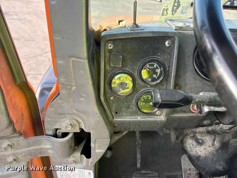 image for item DV5791 2001 Mack  RD690S semi truck