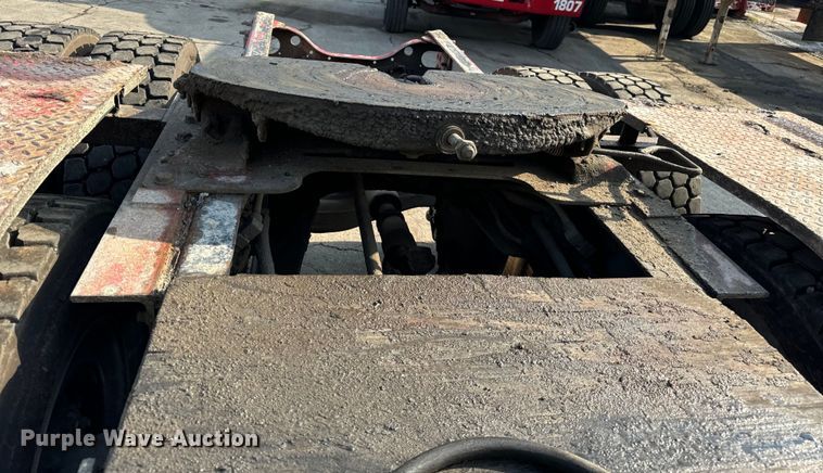 image for item DV5792 2003 Mack  RD688S semi truck