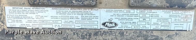 image for item DV5792 2003 Mack  RD688S semi truck