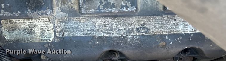 image for item DV5797 2004 Mack  CV713 semi truck