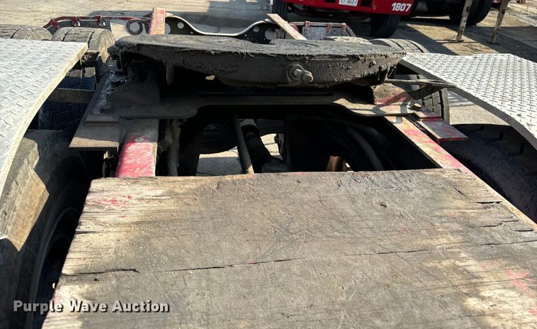 image for item DV5799 2001 Mack  RD690S semi truck