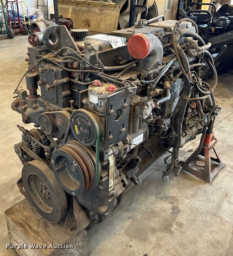 image for item DV5824 2012 Cummins  N14 engine