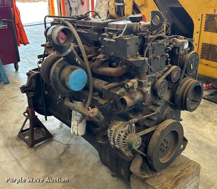 image for item DV5824 2012 Cummins  N14 engine