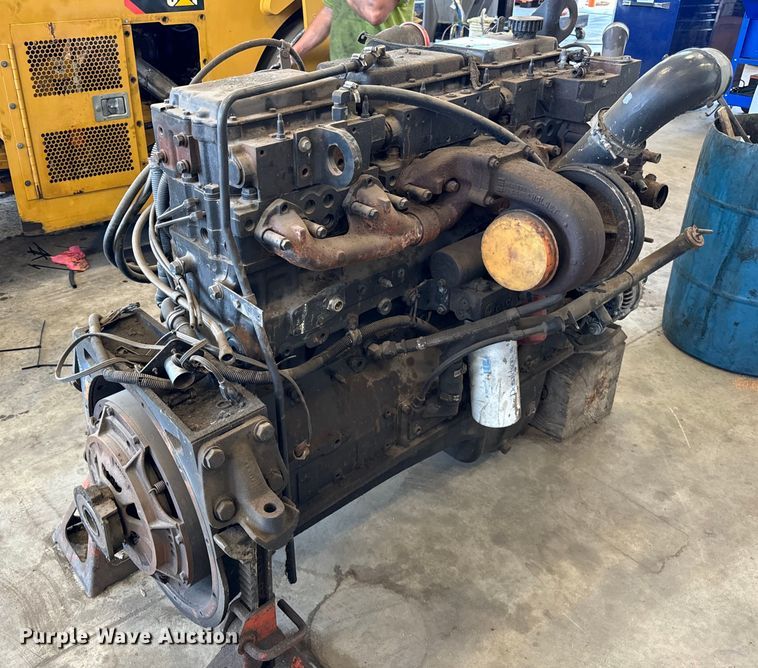 image for item DV5824 2012 Cummins  N14 engine