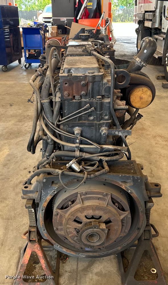 image for item DV5824 2012 Cummins  N14 engine