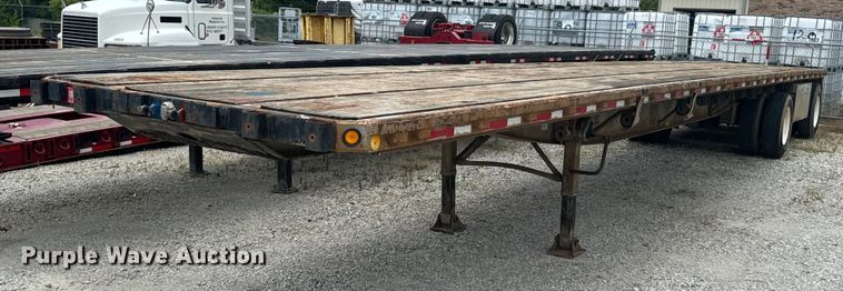 image for item DX0936 1997 Lufkin flatbed trailer