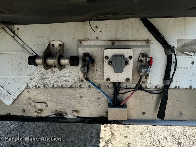 image for item DX0940 2014 Wabash refrigerated van trailer