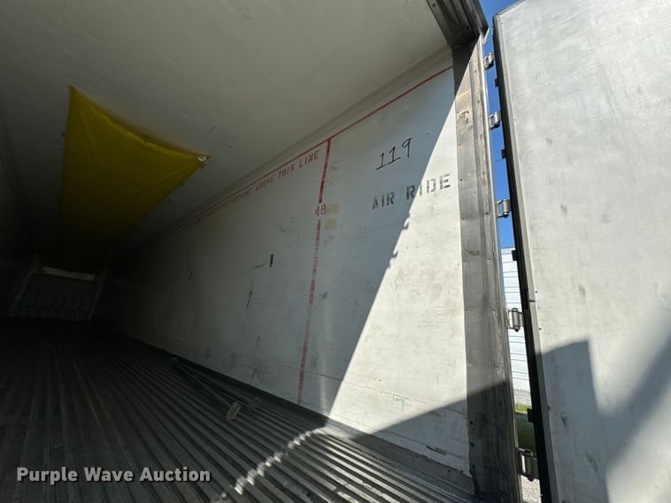 image for item DX0940 2014 Wabash refrigerated van trailer