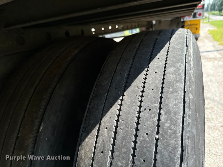 image for item DX0940 2014 Wabash refrigerated van trailer