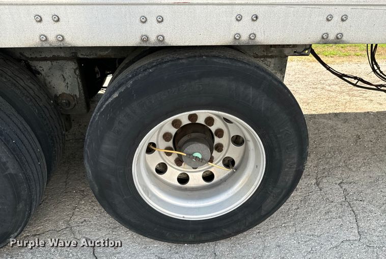 image for item DX0940 2014 Wabash refrigerated van trailer