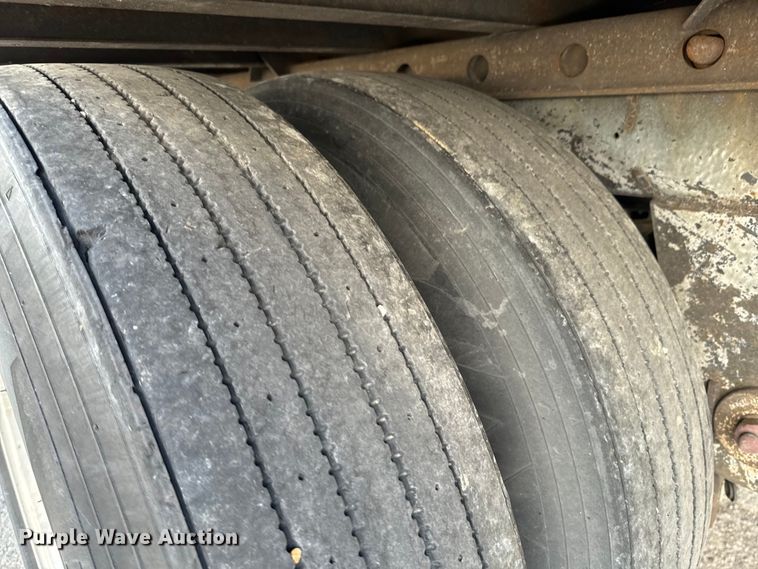 image for item DX0940 2014 Wabash refrigerated van trailer