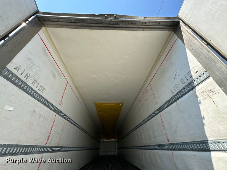 image for item DX0941 2013 Wabash refrigerated van trailer