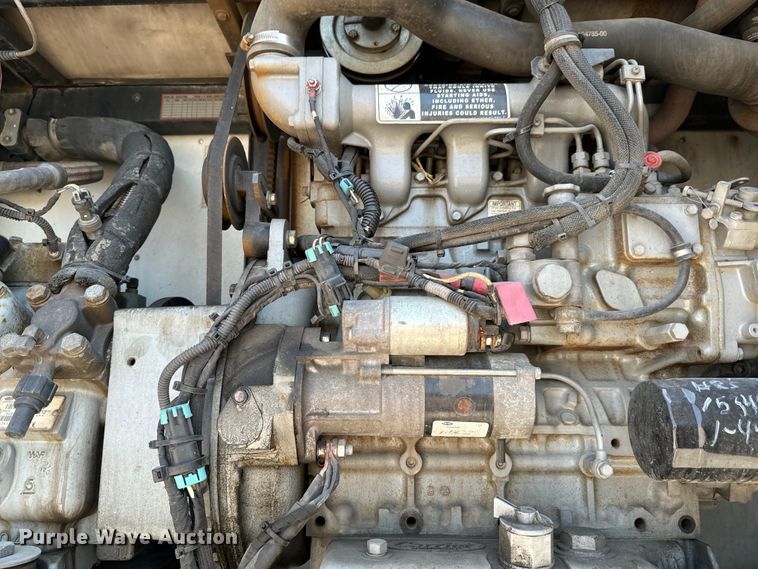 image for item DX0941 2013 Wabash refrigerated van trailer