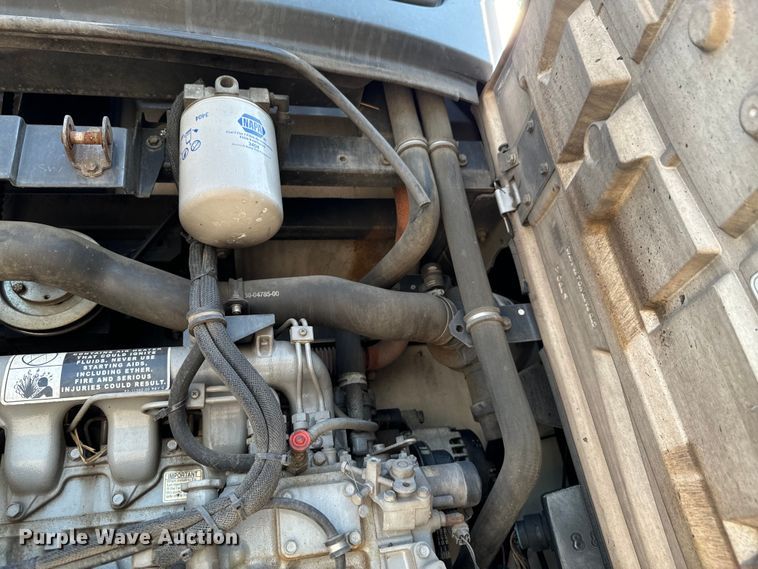 image for item DX0941 2013 Wabash refrigerated van trailer