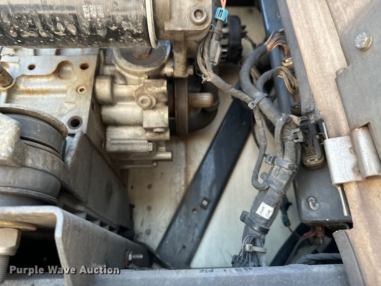 image for item DX0941 2013 Wabash refrigerated van trailer