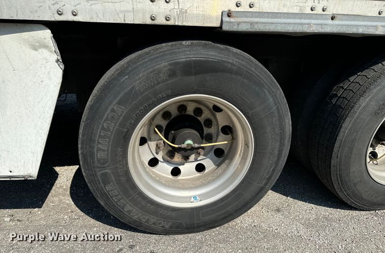 image for item DX0941 2013 Wabash refrigerated van trailer