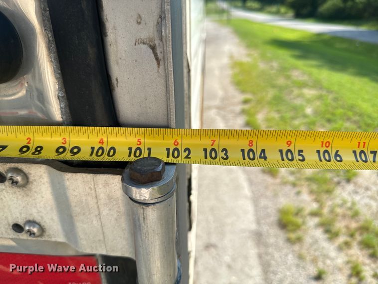 image for item DX0942 2013 CIMC 531SRB03 refrigerated van trailer