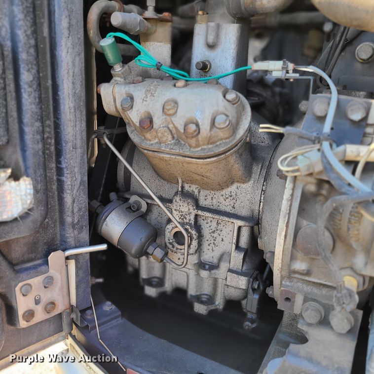 image for item DX0942 2013 CIMC 531SRB03 refrigerated van trailer