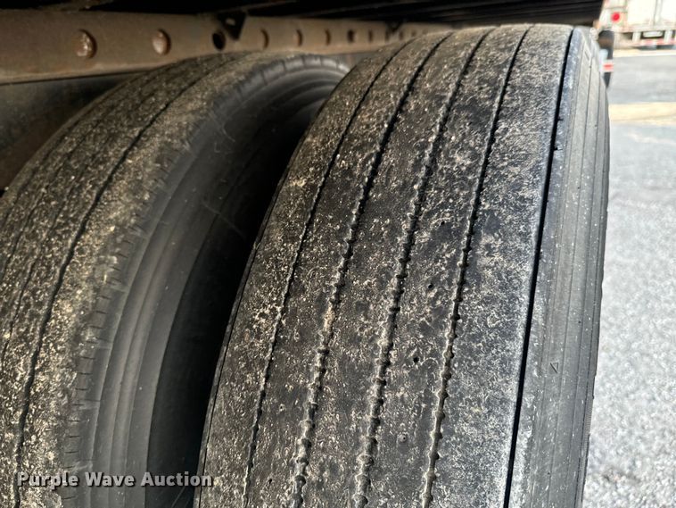 image for item DX0942 2013 CIMC 531SRB03 refrigerated van trailer