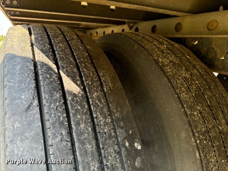 image for item DX0942 2013 CIMC 531SRB03 refrigerated van trailer