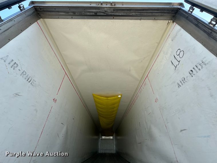 image for item DX0943 2015 Wabash refrigerated van trailer