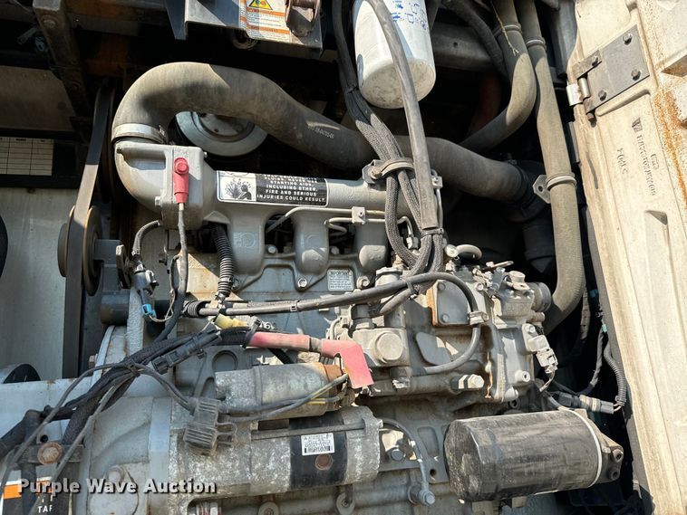 image for item DX0943 2015 Wabash refrigerated van trailer