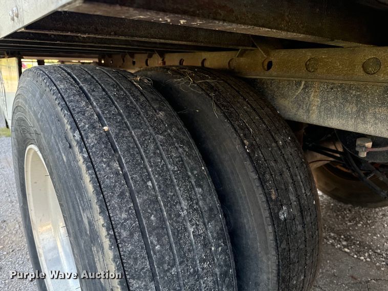 image for item DX0943 2015 Wabash refrigerated van trailer