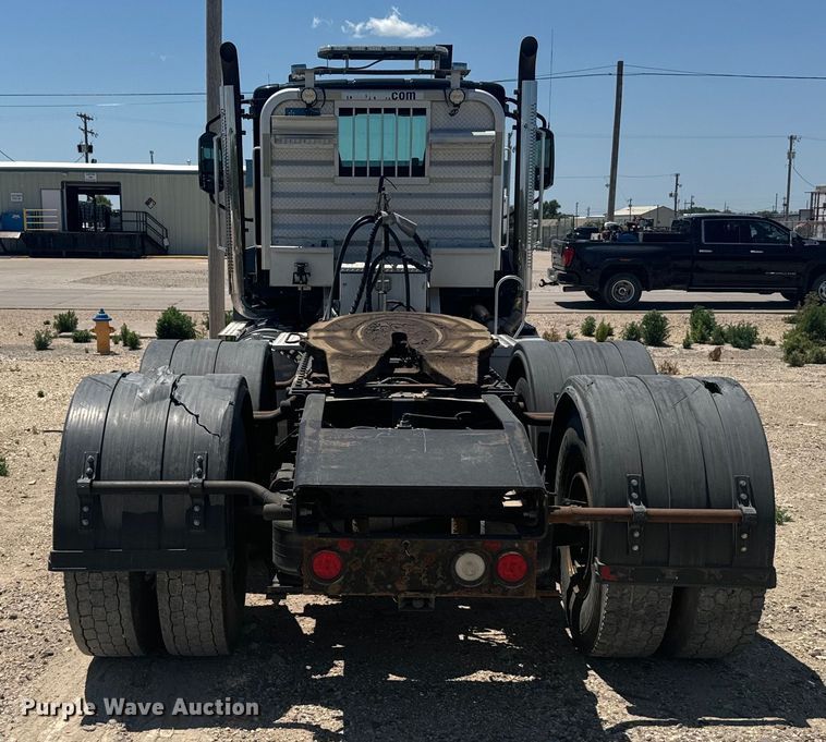 image for item DX3457 2015 Caterpillar  CT660 semi truck