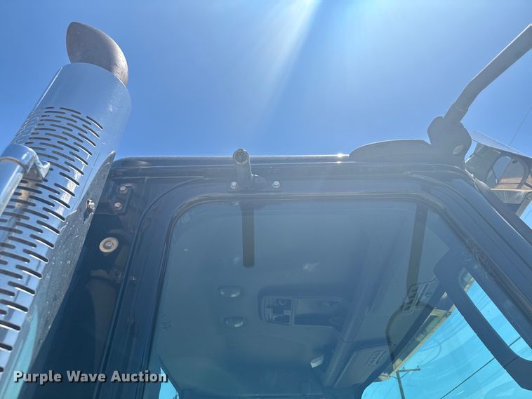 image for item DX3457 2015 Caterpillar  CT660 semi truck