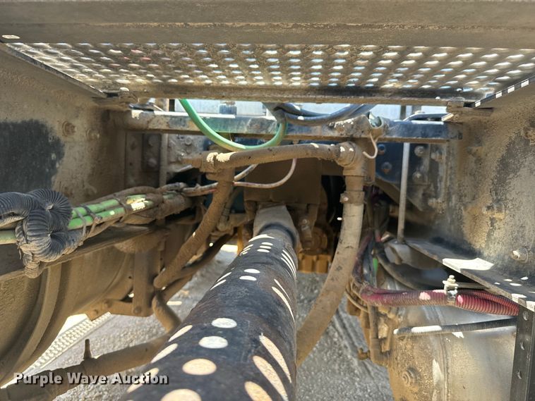 image for item DX3457 2015 Caterpillar  CT660 semi truck