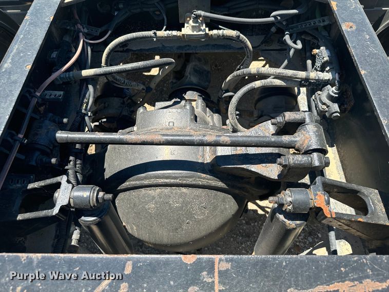 image for item DX3457 2015 Caterpillar  CT660 semi truck