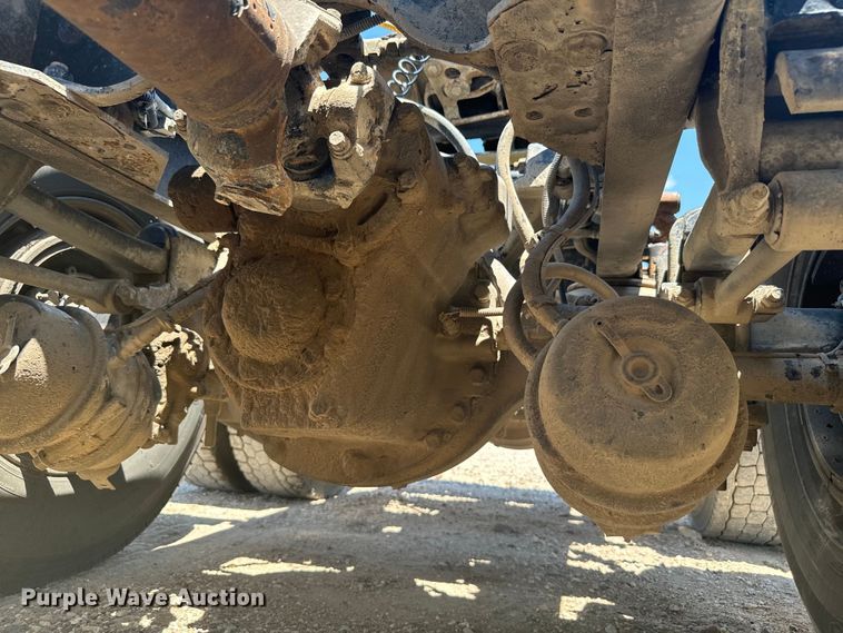 image for item DX3457 2015 Caterpillar  CT660 semi truck