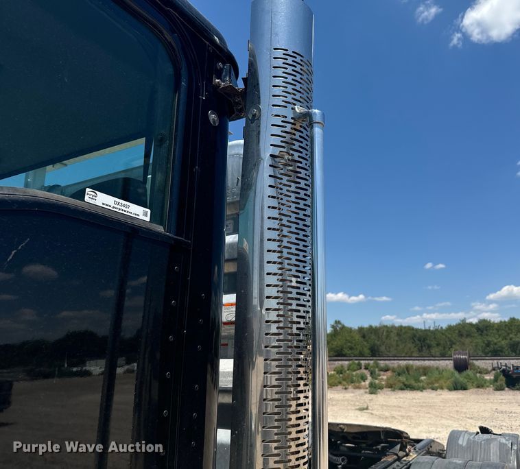 image for item DX3457 2015 Caterpillar  CT660 semi truck