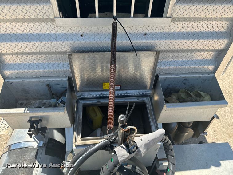 image for item DX3457 2015 Caterpillar  CT660 semi truck