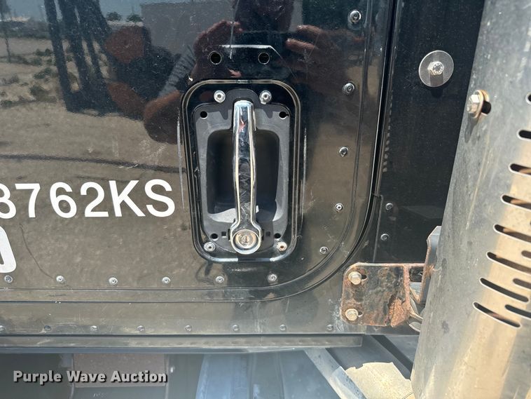 image for item DX3457 2015 Caterpillar  CT660 semi truck