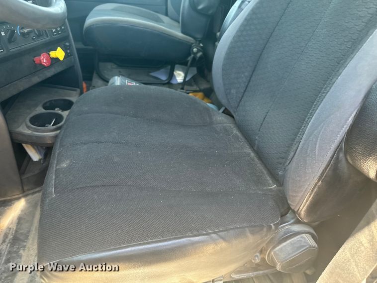 image for item DX3457 2015 Caterpillar  CT660 semi truck