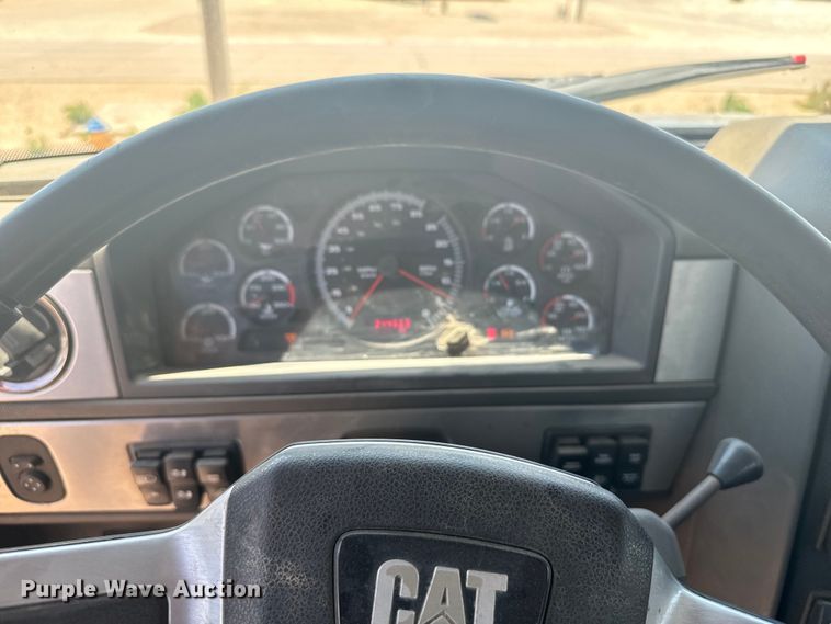 image for item DX3457 2015 Caterpillar  CT660 semi truck