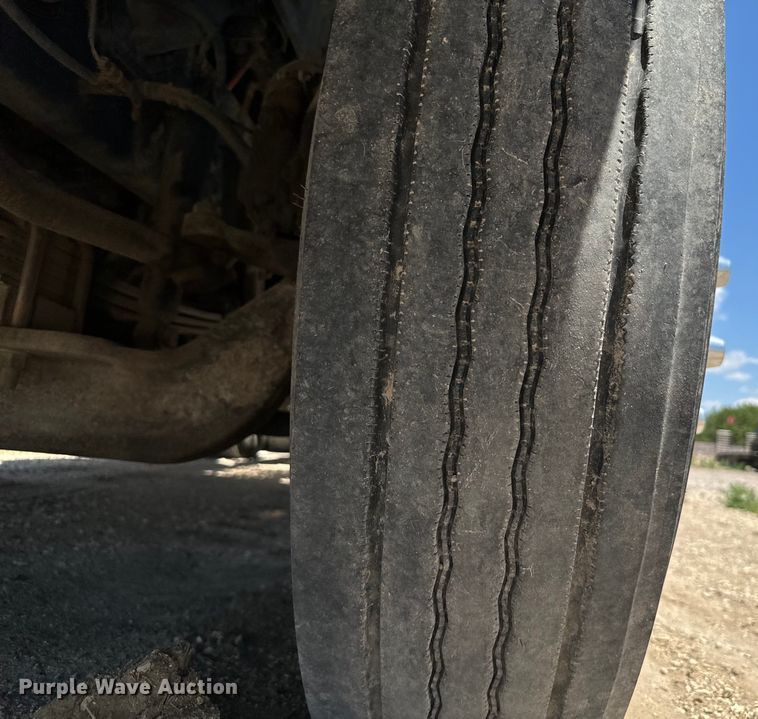 image for item DX3457 2015 Caterpillar  CT660 semi truck