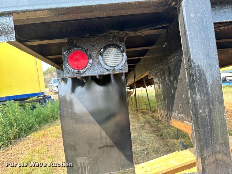 image for item DX3474 Morgan flatbed