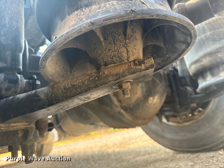 image for item DX3475 2012 Freightliner  Cascadia semi truck