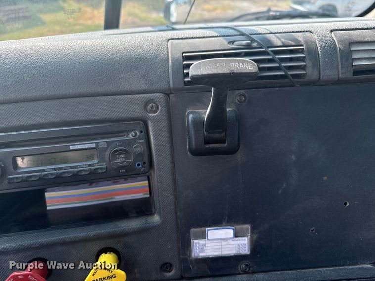 image for item DX3475 2012 Freightliner  Cascadia semi truck