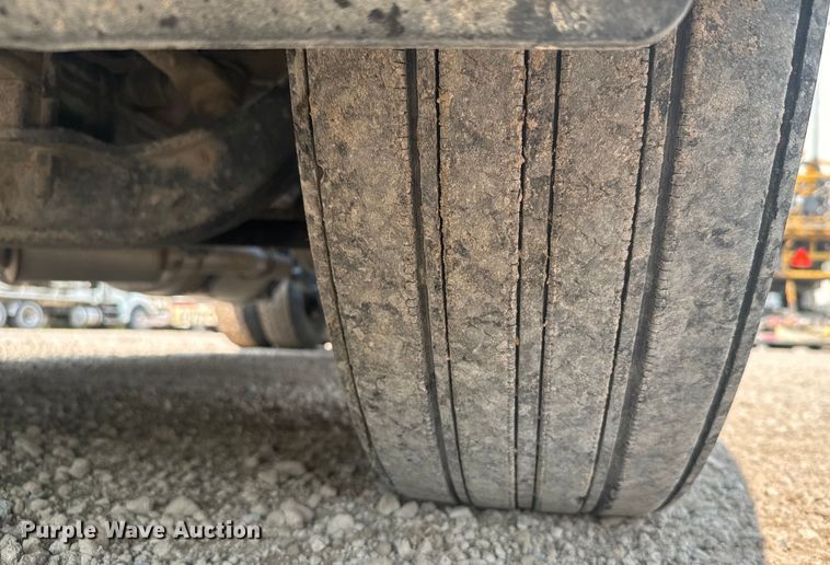 image for item DX3475 2012 Freightliner  Cascadia semi truck