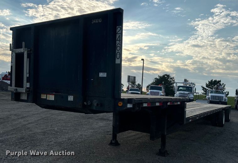 image for item EG0731 2003 Great Dane drop deck trailer