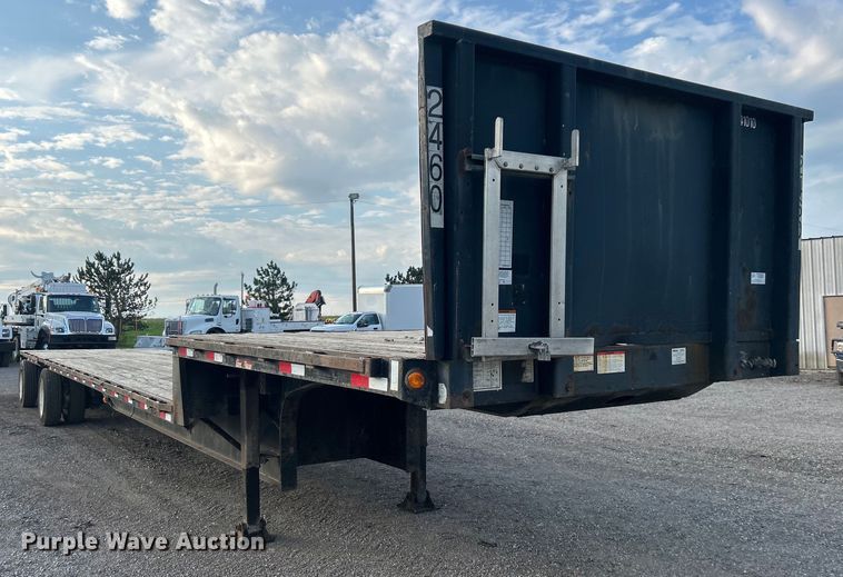 image for item EG0731 2003 Great Dane drop deck trailer